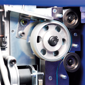 Hochgeschwindigkeits-Verpackungsmaschine 5-15mm PP-Verpackungsband automatische Umreifungsmaschine Tischumreifungsmaschine