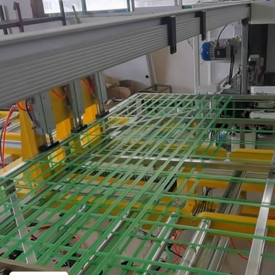Der Leitungsgeschwindigkeits-50-600kg/h Stromversorgung der HAUSTIER Bügel-Verdrängungs-Maschinerie-250m/min Verdrängungs-der Kapazitäts-380V/50Hz