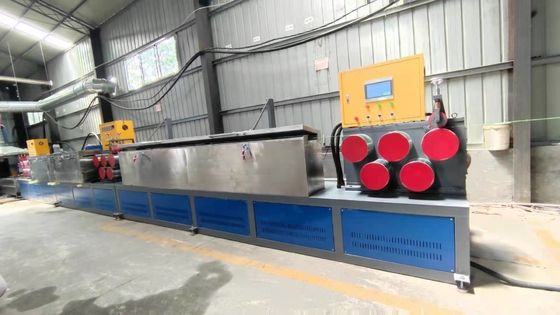 Automatischer HAUSTIER Bügel, der Maschine mit Leitungsgeschwindigkeit 250m/min und Bügel-Spannung &gt;850kg herstellt