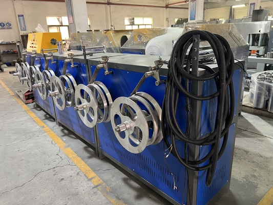 Vollautomatischer Förderer 0,4 kW PET-Streifenwickler mit PLC-Steuerungssystem Vollautomatischer PET-Streifenwickler mit PLC-Steuerung &amp; Cuttin