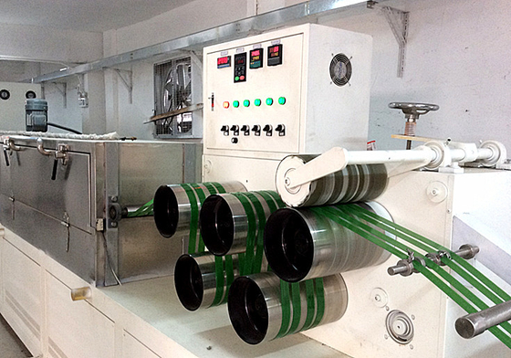 Breite 5-19 mm PET-Streifen-Extrusionslinie Dual Servomotor Hochleistungs-PET-Streifen-Windler