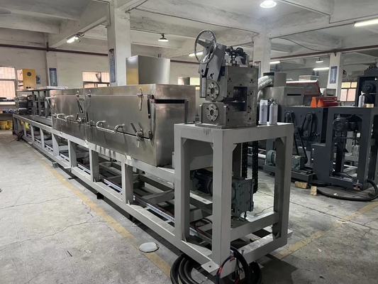 Siemens Motor PET-Gürtelmachmaschine 0,4-1,2MM 100% recycelte Flaschenflocken Rohstoff