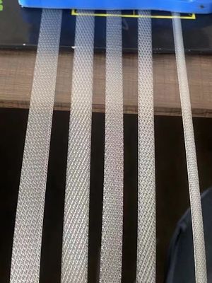 PP-Gürtel-Extrusionslinie, PP-Bündelmaschinen-Produktionslinie, mit PLC-Touchscreen ausgestattet, 37 kW GUGAO-Motor