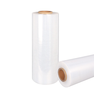 Eine 25 Mikrometer-Ausdehnungs-Verpackungsfolie-Hand benutzen LLDPE-Stretchfolie-Rolle