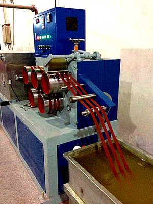 Vollautomatische HAUSTIER 0.4KW Bügel-Winde für das Gurt-Band, das Maschine herstellt