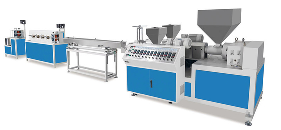 JTPP-110 Plastik-Imitat Rattan-Machmaschine: 3300mm Schraube, 6 Gurte, 130kg/h Kapazität